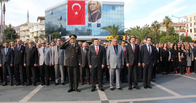  Ulu Önder Atatürk törenlerle anıldı