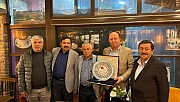 Emekli olan Hal Müdürü Parlayüksel’e plaketli veda