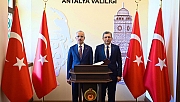 Bakan Uraloğlu'ndan Antalya Valiliğine ziyaret