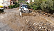 Alanya Belediyesi yağmur  sonrası şehri temizliyor