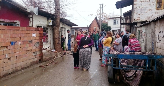 Yatağında ölü olarak bulundu