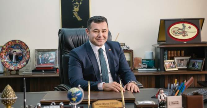  Yücel: 'MHP'de çok mutluyum'